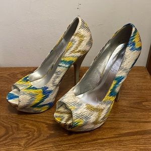 Deb blue yellow and white heels